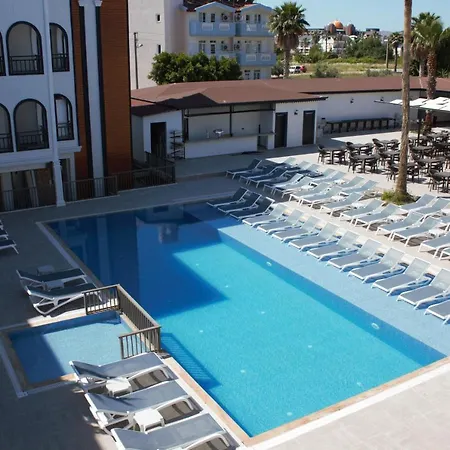 ホテル Akalia Suite Hotel & Spa 4*